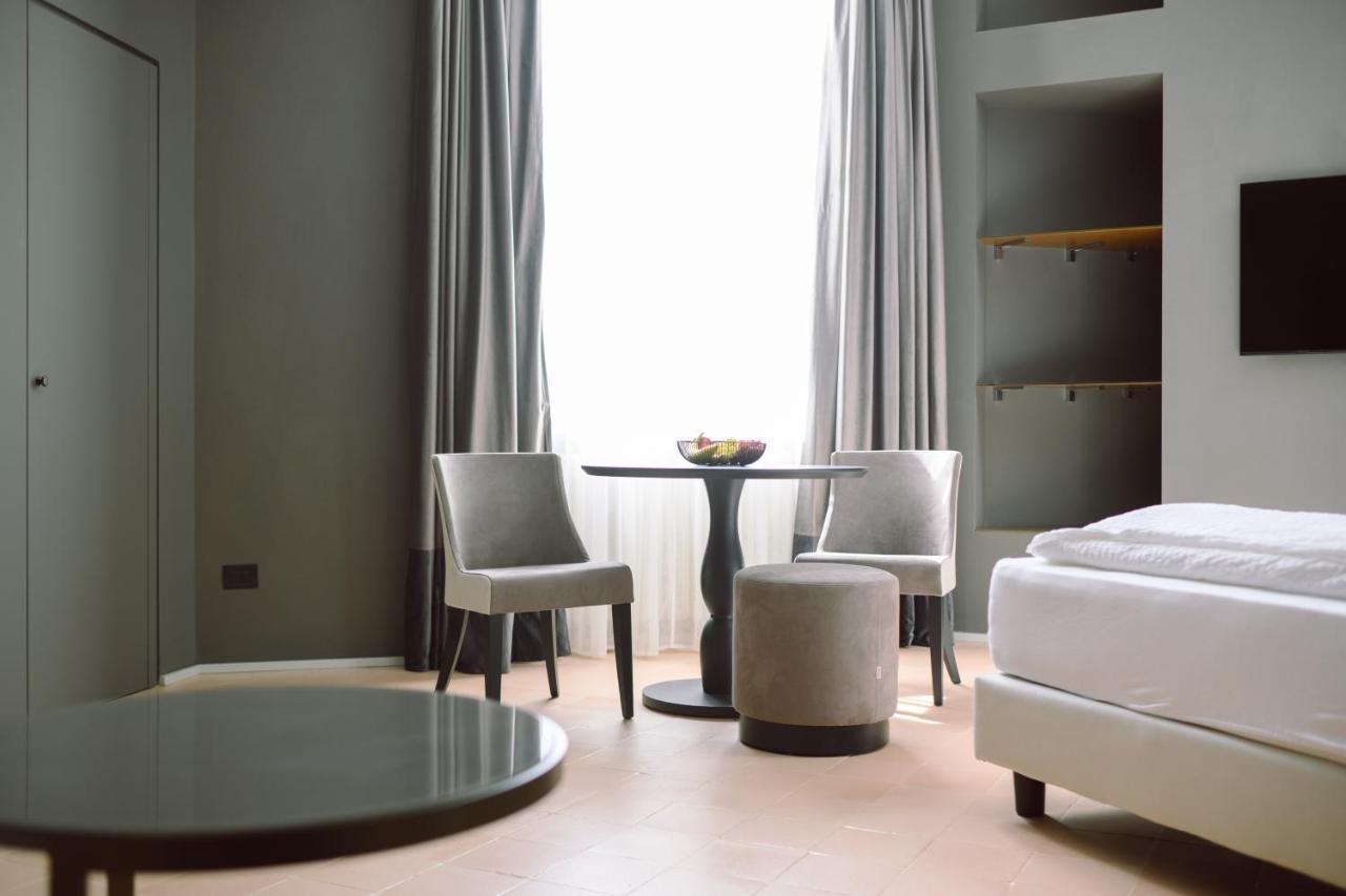 Palazzo Froussard B&B And Living Лукка Экстерьер фото