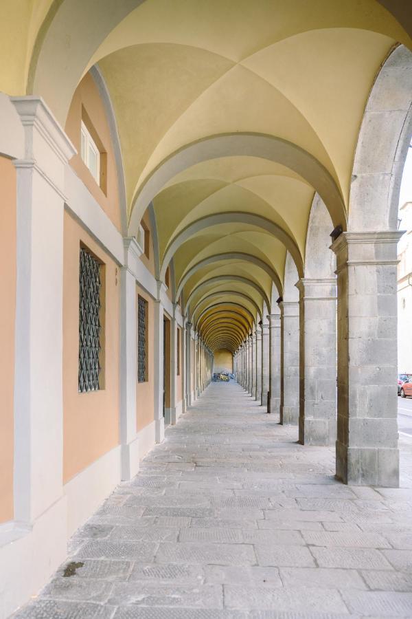 Palazzo Froussard B&B And Living Лукка Экстерьер фото